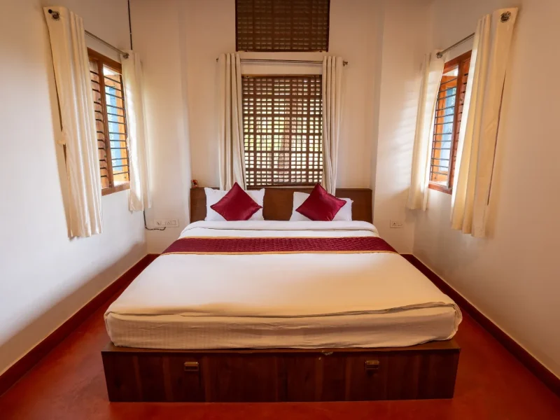 Rollinia stay Main bedroom